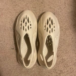Selling foam runner